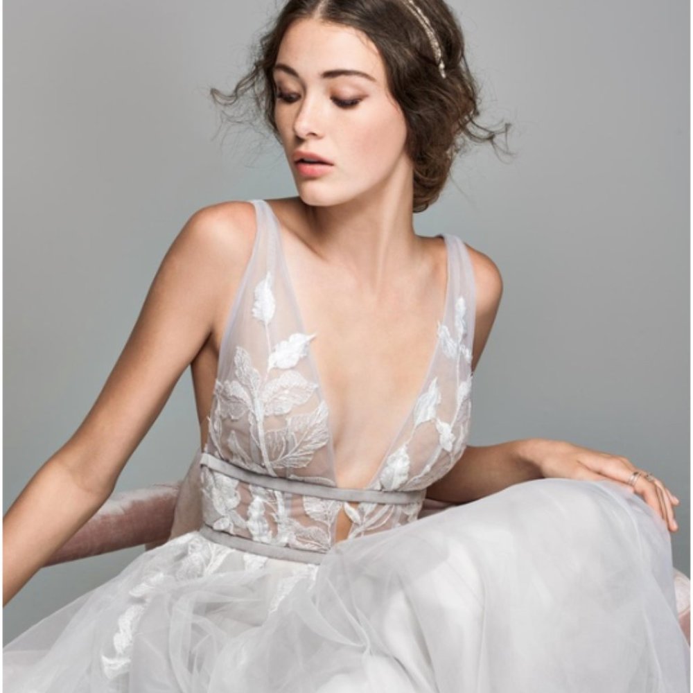Willowby by Watters Galatea Size 2